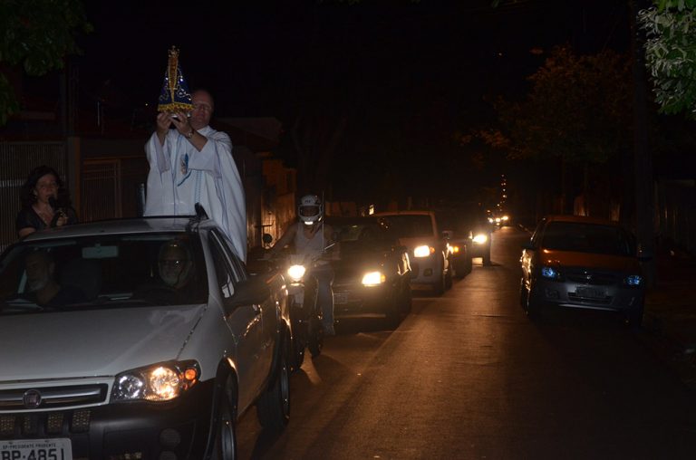 Leia mais sobre o artigo Capela de Nossa Senhora da Guadalupe recebe imagem de Nossa Senhora da Conceição Aparecida